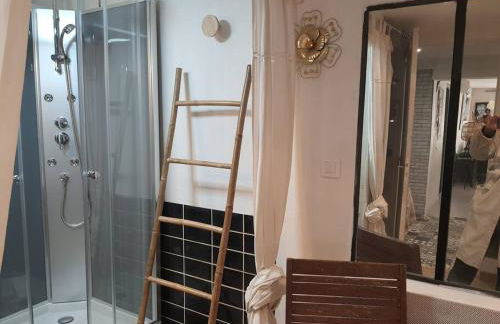 Superbe appartement au calme avec piscine - Foto 12