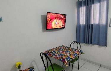 Seu Apto Praia da Costa 2 Sala Quarto Banheiro 1 Cama casal e 2 Camas Solteiro Econômico Local Excelente Ar Cond Frigobar Microondas Tv Todo Seu Centro - Foto 8