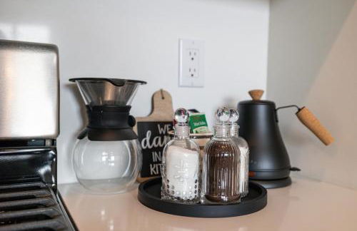 Upscale Views 2br Free Parkn, Walk 2 Train, 2bath - Foto 40