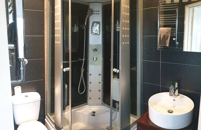 3 Bed House Stunning Views And Free Parking - Foto 29