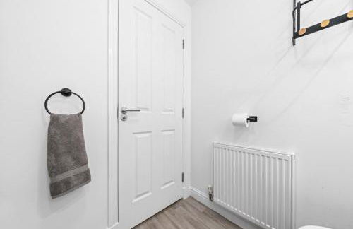 Urban Elegance - Spacious 5-Bed Home in Glasgow - Foto 40