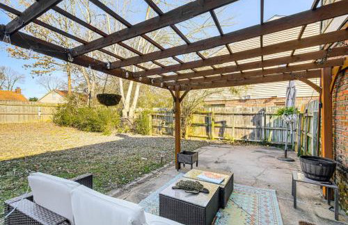 17 Mi to Dtwn Memphis Townhome with Fenced Yard! - Foto 1