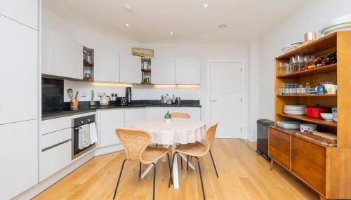 Cosy 2 bed flat in central Bristol on river Avon - Foto 5