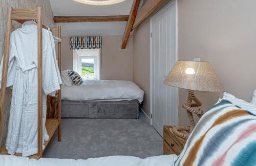 Goferydd, South Stack, Anglesey, 4 bed luxury home, hot tub, dog friendly - Foto 50