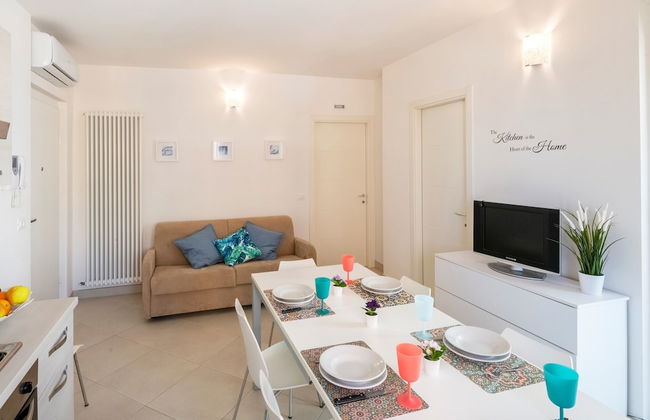 Elegante Trilocale Marconi Prima Fila Mare - Foto 13