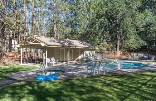 Rosenberg Slide Creek Reduced Nightly Rate - Foto 20