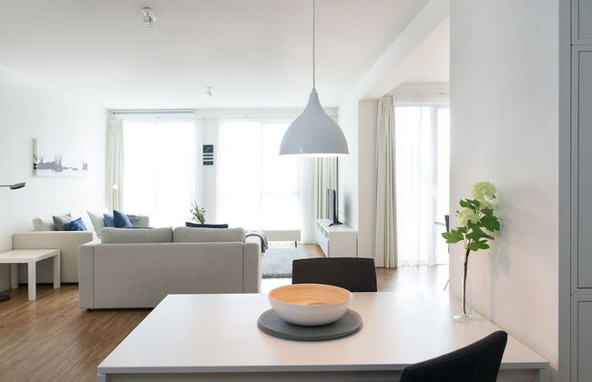 Two Room Apartment Overlooking the Harbor - Foto 36