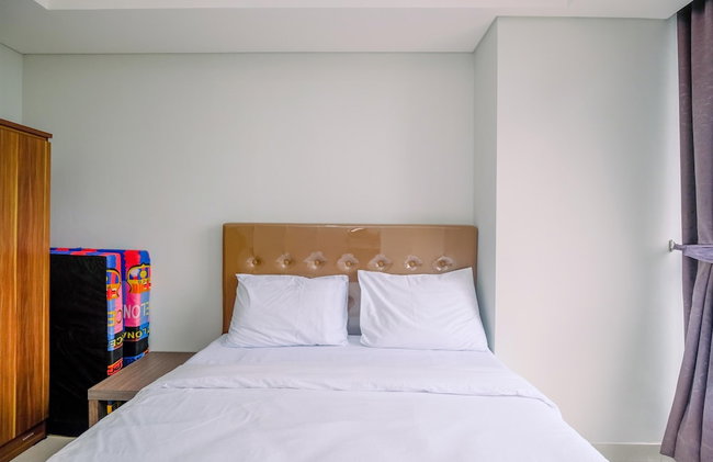 Comfortable And Minimalist 2Br At Gold Coast Apartment - Foto 2