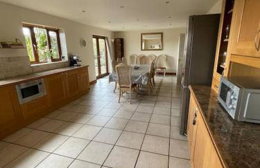 Spacious Home, 6 large bedrooms, full sky package, sleeps 14 - Foto 46