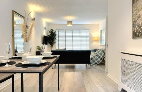 Serene 3-Bedroom Family Rochdale Home with Garden - Foto 22