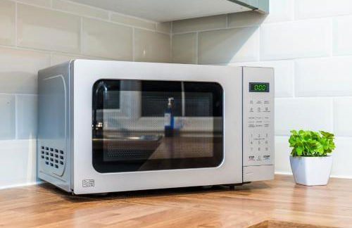 3 Bedroom House, Free Parking, Easy M53 Access - Photo 34