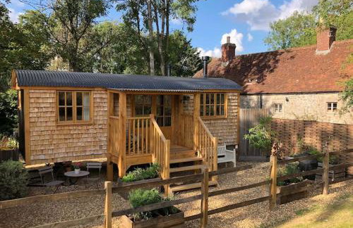 The Walnut Wagon in the heart of Mells. - Foto 1