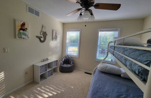 Beachfront~Private Sand Beach~Close Mackinac Ferry - Foto 31