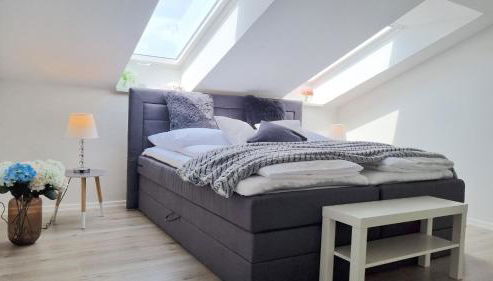 CEC-Spezial, 2 Wohnungen nebeneinander, bis 12 Personen, Klimaanlage, Parkplätze - Foto 2