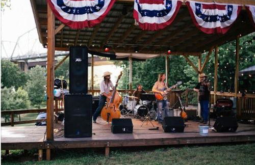 Swim Spa Billiards in Pineforest Spacious Home - Foto 35