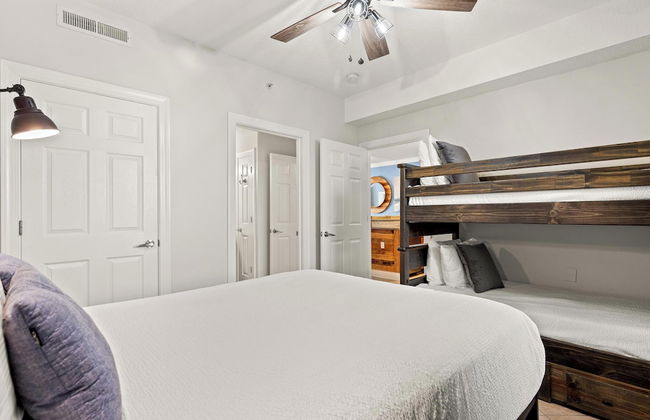 Emerald Isle Beach Resort by Panhandle Getaways - Photo 47