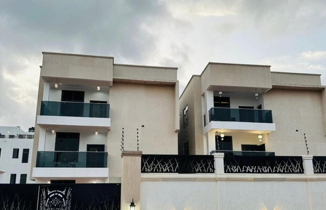 2BR Apartment With Pool and Wifi Near East Airport - Photo 26