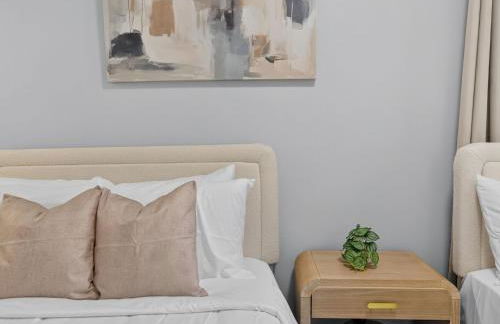 LUX Retreat Home with Yard - Foto 68