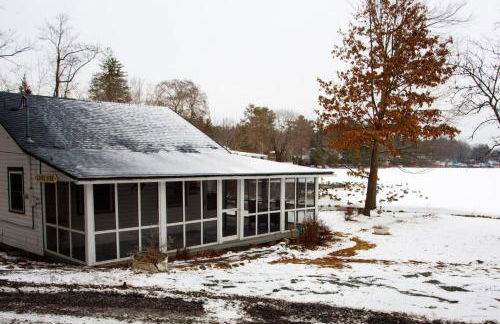 Lakeside Haven, a Modern Cottage with Lake Views - Foto 7