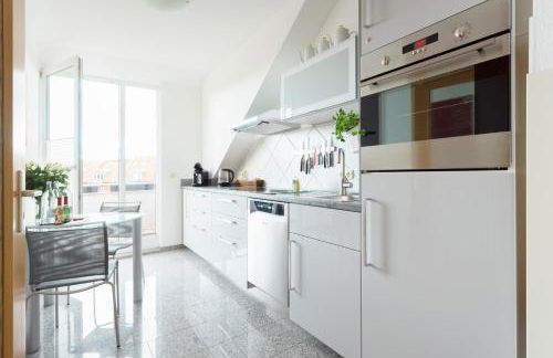 Wohnung mit Blick auf die Zitadelle Petersberg - 3 Zimmer - Foto 24