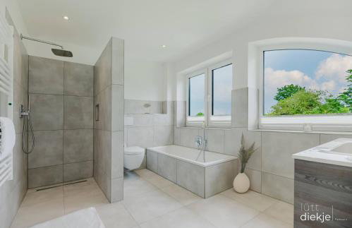 Lütt Diekje - Luxus-Haus mit Meerblick, Sauna & Kamin - Photo 16
