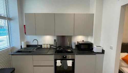 1 bed apartment in the heart of Staines town centre - Foto 5