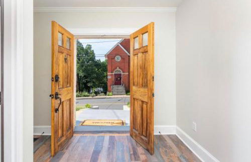 The Sanctuary:Downtown Staunton - Foto 2