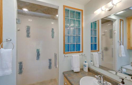 Idyllic Sturgeon Bay Cabin with Fire Pit and View - Photo 21