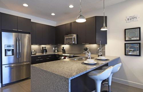 Beautiful 3-Bed Villa 10 Minutes From Disney - Serenity Resort townhouse - Foto 9