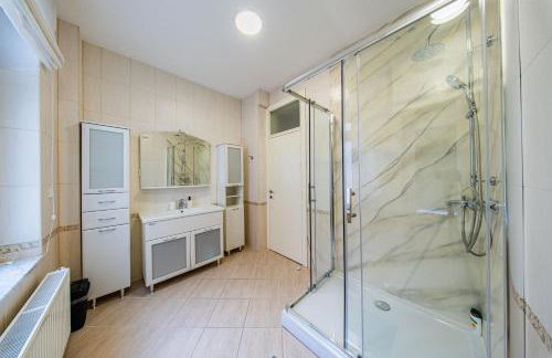 Zagreb 265 & 266 - 3 Bedroom Apartment & 2 Bedroom Apartment - City Centre - Flexible Keybox Entry - Monthly Rent - Modern - Photo 75