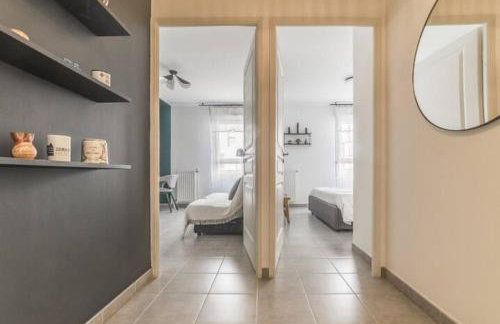 Élégant T3 au Panier Vieux Port avec Terrasse Privée et Parking - Foto 24