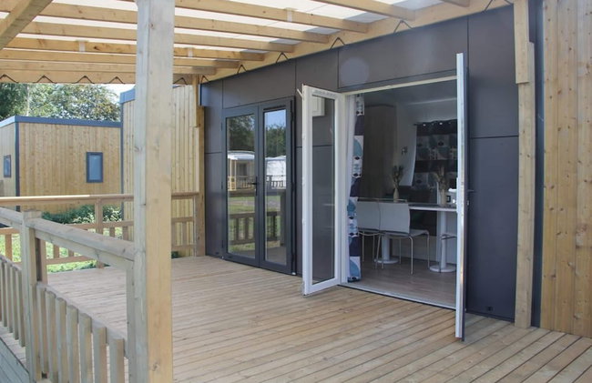 Modern 6-person Chalet in the Frisian Countryside, 3 Bedrooms and Wifi - Foto 74