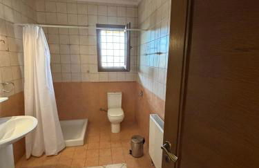 Lux apartment - one bedroom , living room , kitchen , bathroom - for 1 to 7 people, also for parties & gatherings up to 25 people, only 15 minutes from Thessaloniki city center and 8' minutes from Thessaloniki airport - Photo 22