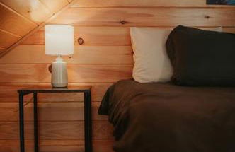 Mountainscape: Peaceful & Skiing - Photo 5