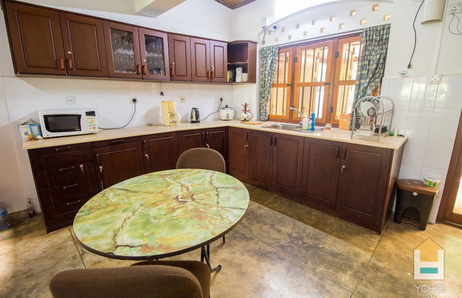 Serenity Lake Front Villa - Foto 36