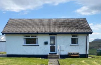 Almondbank Cottage - 2 Bedrooms, 8 miles from Portree Earlier check-in at 2pm - later departure time of 11am - Foto 2