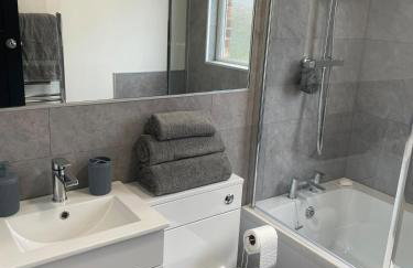 Belmont Lodge - Photo 3