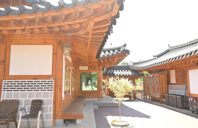 Donghae Hanok Donganjae - Foto 21