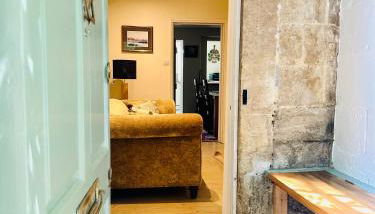 Quarry Cottage - Snug Hideaway - Photo 4