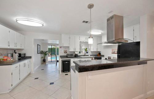 Arden Calexpo HotTub Pool Firepit BBQ NoPetFee - Foto 17