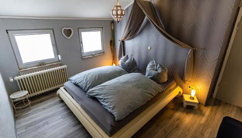 Timeout Namaste - Photo 3