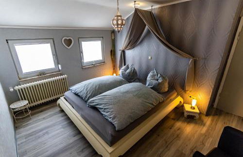 Timeout Namaste - Photo 3