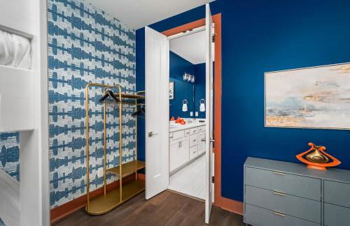 Chic Oasis 2 miles from DT - Pool table - B-Dashy - Foto 28