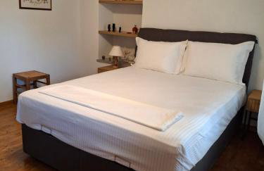 Trikeri Inn - Photo 43