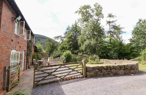 Bryn Howell Stables - Photo 36