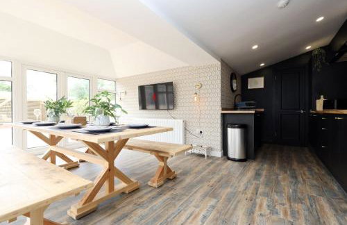 Sleeps14,Sauna,ColdPlunge,Hottub,xboxroom,XLgarden - Foto 75