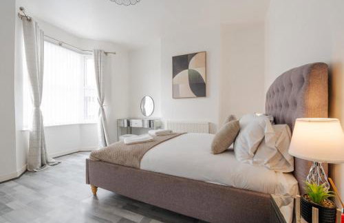 Newly Renovated 4BR House with lots of amenities - Foto 47