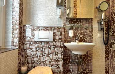 PARK VILLA zentral am Mittelrhein Zimmer&Apartments Self check in Aparthotel - Foto 131