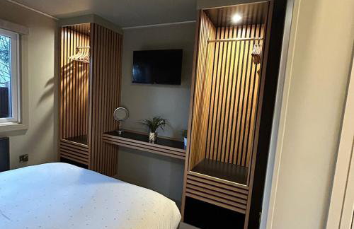 Rural Romantic Cabin-Hot Tub & Outdoor Kitchen - Foto 13