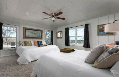 Grand Performance Home 3 min to Downtown, Stockyard, AT&T - Photo 16